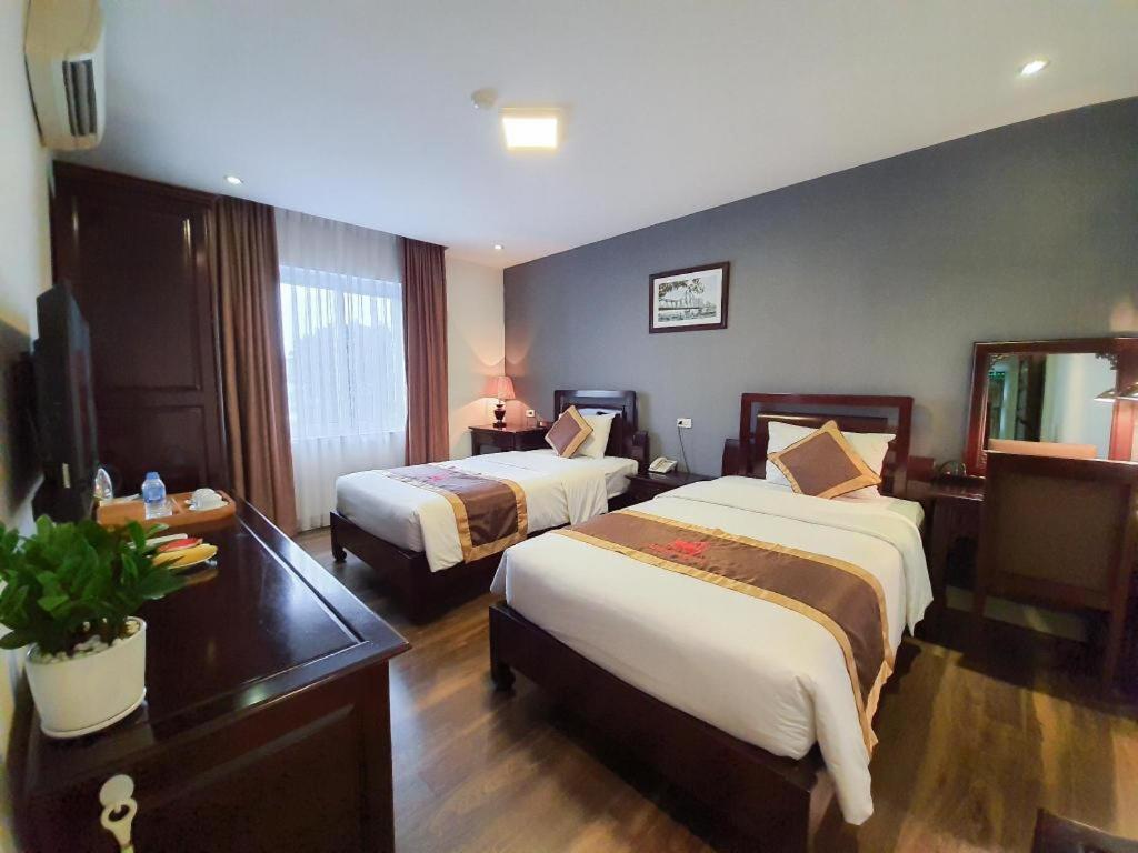 Cherry 1 Hotel